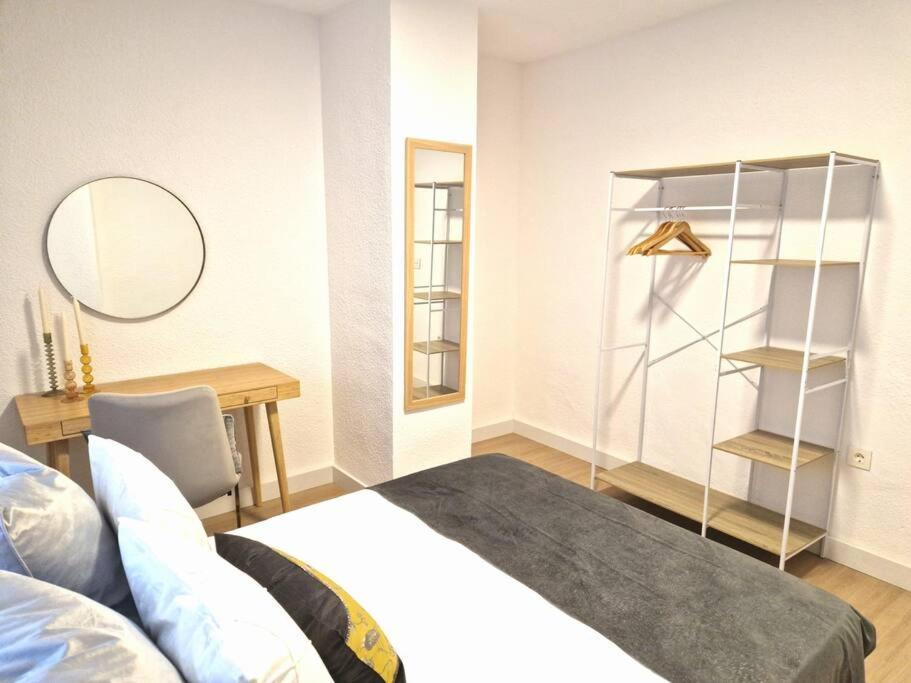 Апартаменты Apartamento Plaza Cervantes Хаэн Экстерьер фото